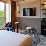 Hotel Tribe Paris Clichy