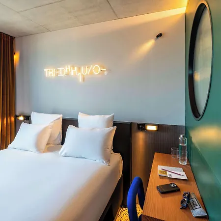 Tribe Paris Hotel Clichy