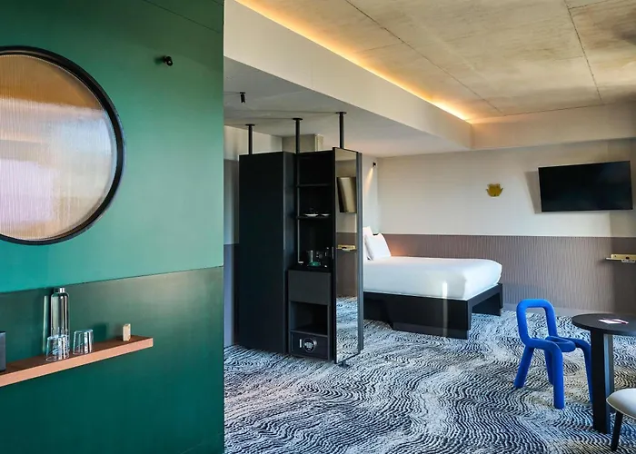 Tribe Paris Hotel Clichy