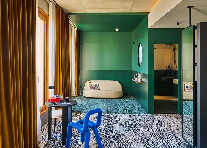 Hotel Tribe Paris Clichy