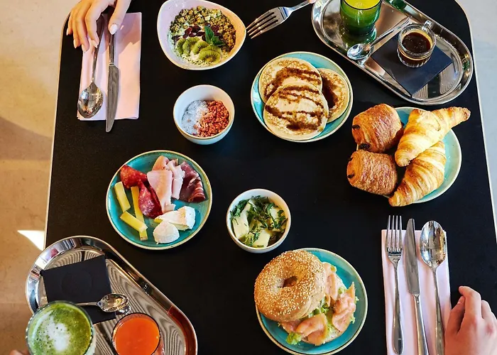 Hotel Tribe Paris Clichy